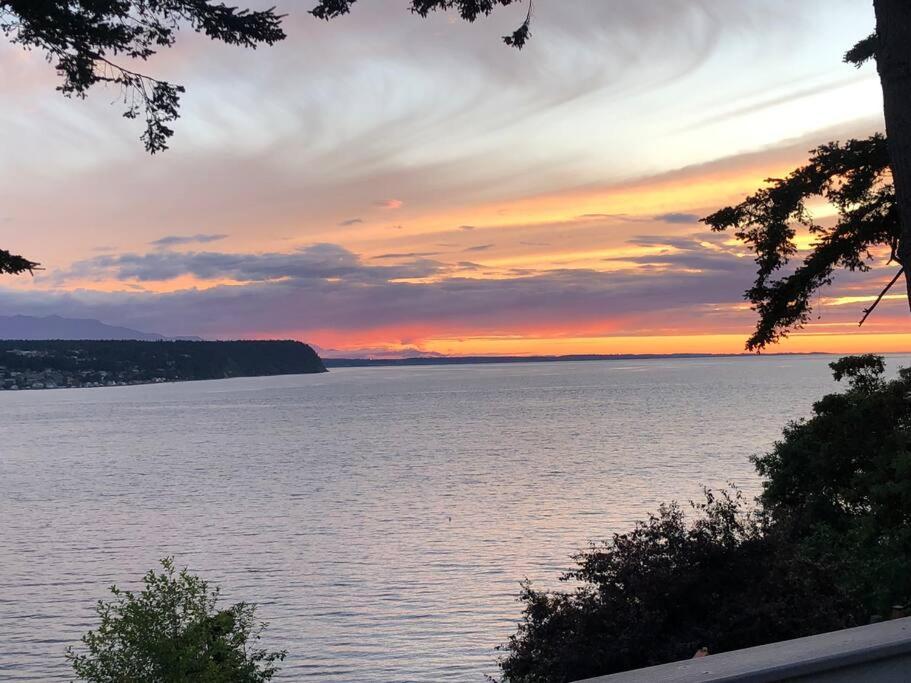 Waterfront, Sunsets And Mountains Villa Port Townsend Buitenkant foto